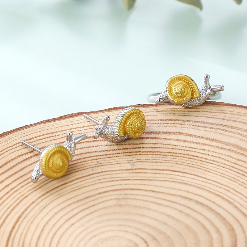 Vintage Snail Earrings Adornme - Vintage Fashion Ornaments review and price