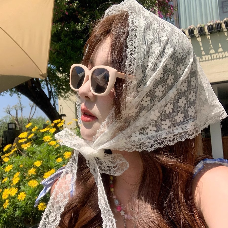Vintage Lace Scarf Triangle Ne - Vintage Fashion Houses review and price